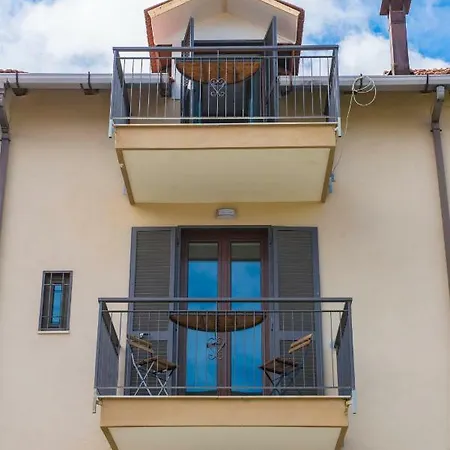 Casa Sofia Lägenhet Pimonte